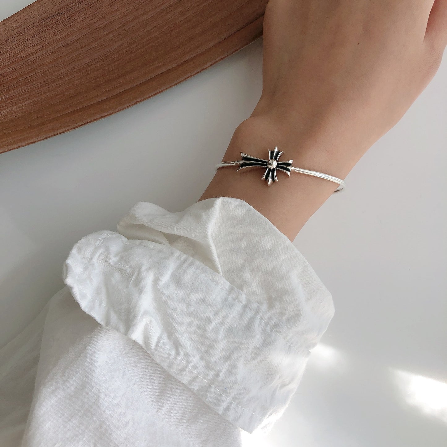 Sterling silver Cross Bracelet