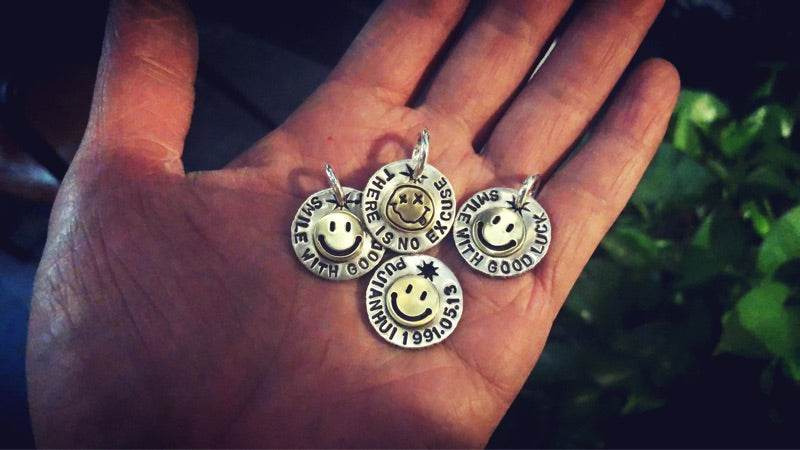 Smiling face necklace pendant sterling silver