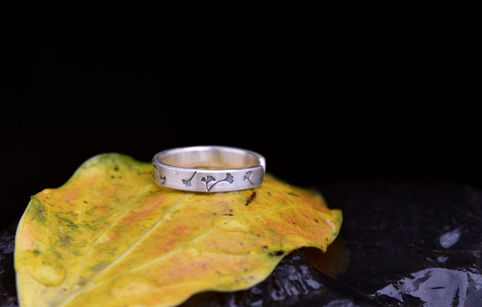 Handmade silver gingko leaf ring