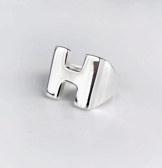 Letter H ring adjustable