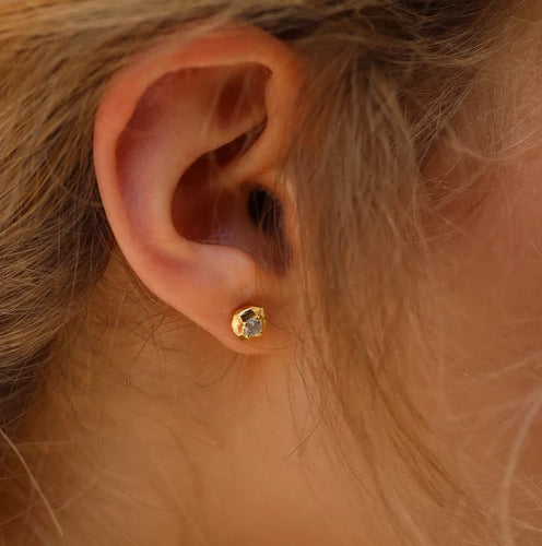 Small Ear Studs-golden