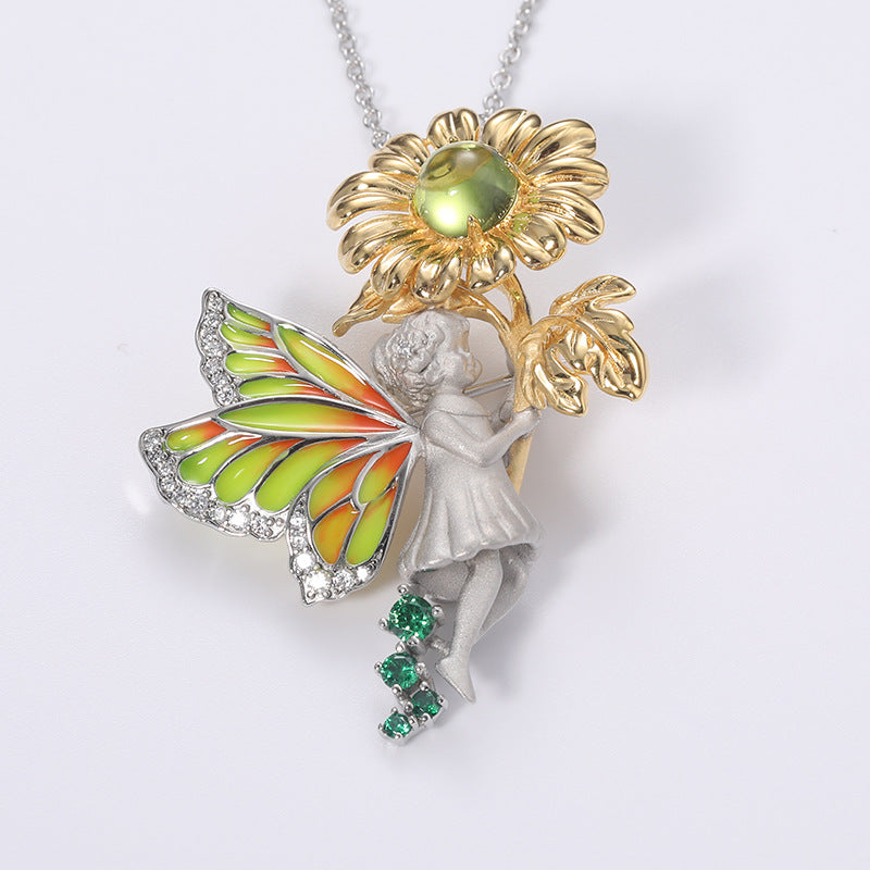 Butterfly Spiritl Pendant necklace Natural Peridot