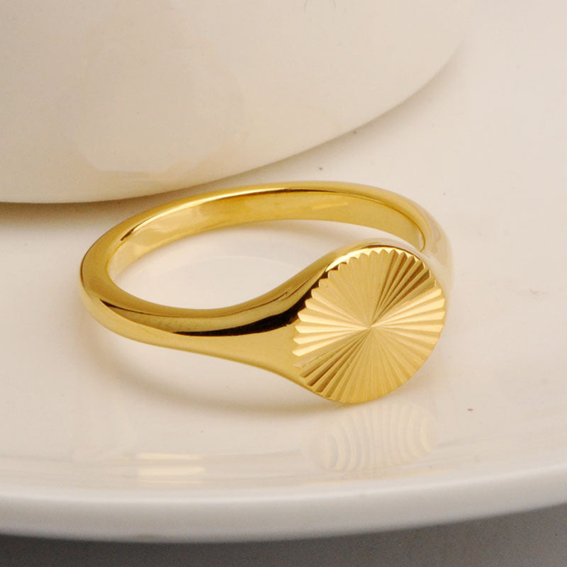 Fashion simple gold ring